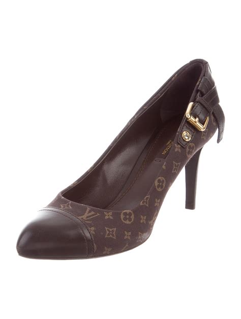 louis vuitton monogram pumps